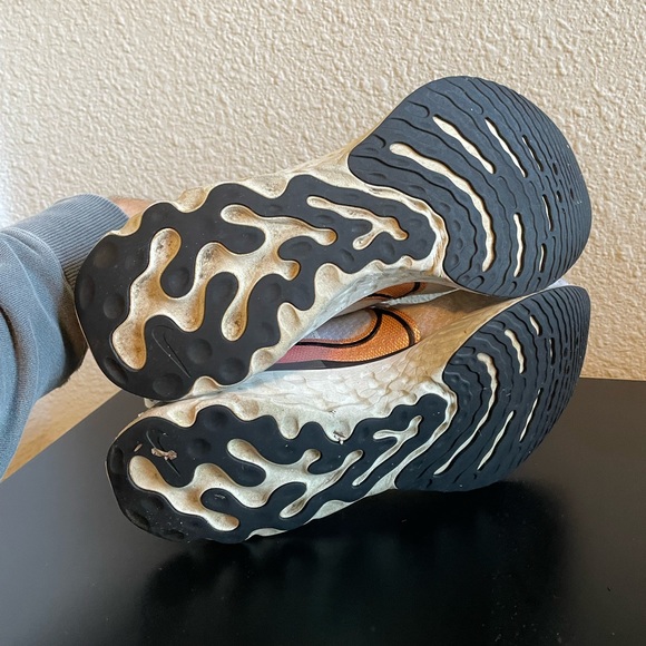 Nike React Infinity Run FK Platinum Running Shoes - Picture 6 of 9